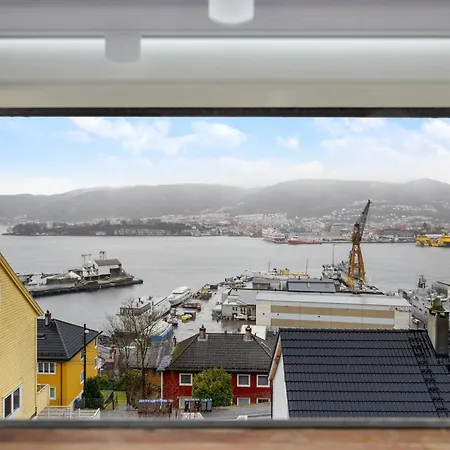 Stunning Views - Free Parking - Private Terrace Διαμέρισμα *