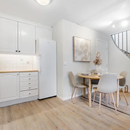 Διαμέρισμα Stunning Views - Free Parking - Private Terrace *