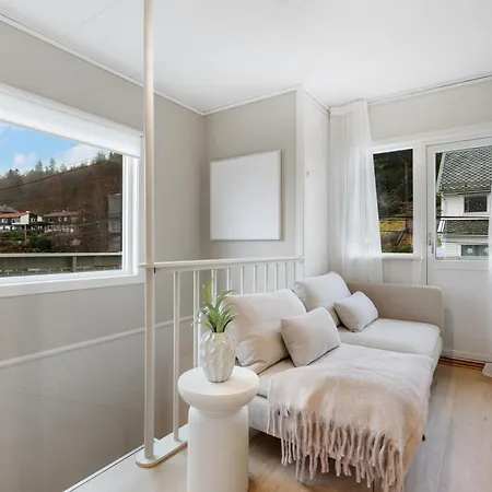 Stunning Views - Free Parking - Private Terrace Διαμέρισμα *